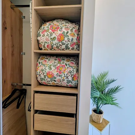 Magnifique 2 Pieces Avec Vue Mer, A Pied Et Parking Apartment Villeneuve-Loubet